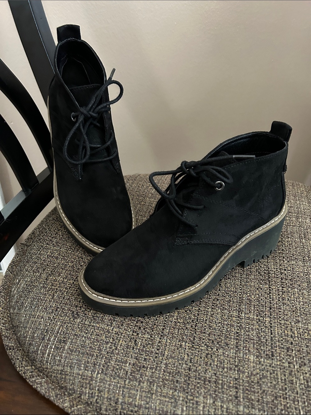 White Mountain Black Lace-Up Chunky Ankle Boots